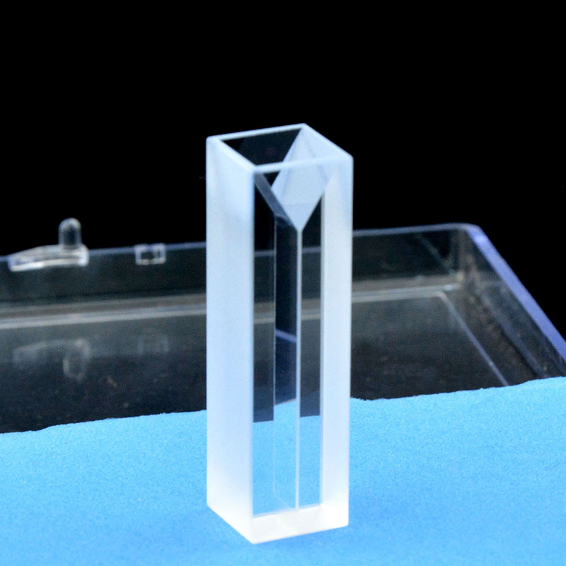 Semi-micro quartz cuvette 105uL fused silica 0.3mm path length 2-window