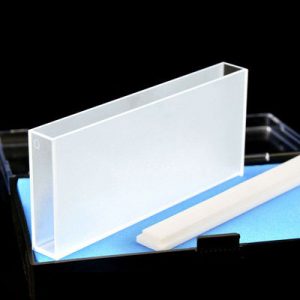 Quartz 100mm Standard Cuvette, 35ml, Standard 80, Two-way Light, PTFE Cap, C1002CS1