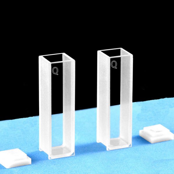 C102CQS 10mm Standard Cuvette 3.5ml Two way Light PTFE Cap Pack of Two 5