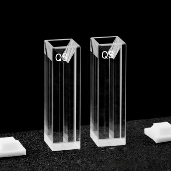 Quartz 10mm Fluorescence Micro Cuvette, 700ul, Molded 83, Four-Way Light, PTFE Cap, Pack of Two, C104CE12