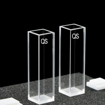 Quartz 10mm Cuvette Particle 
Size Sample Cell, 3.5ml, Molded 83, Four-Way Light, PTFE Cap, Pack of Two, C104CE30