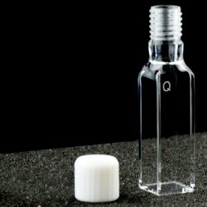 Quartz 10mm Screw-Cap Cuvette, 3.5ml, Molded 83, Four-Way Light, Screw Cap, 1pc/ea, C104TE13