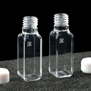 IR Quartz (JGS3) 10mm Low-Profile Screw-Cap Cuvette, 2.5ml, Molded 83, Four-Way Light, Screw Cap, 1pc/ea, C104TE7