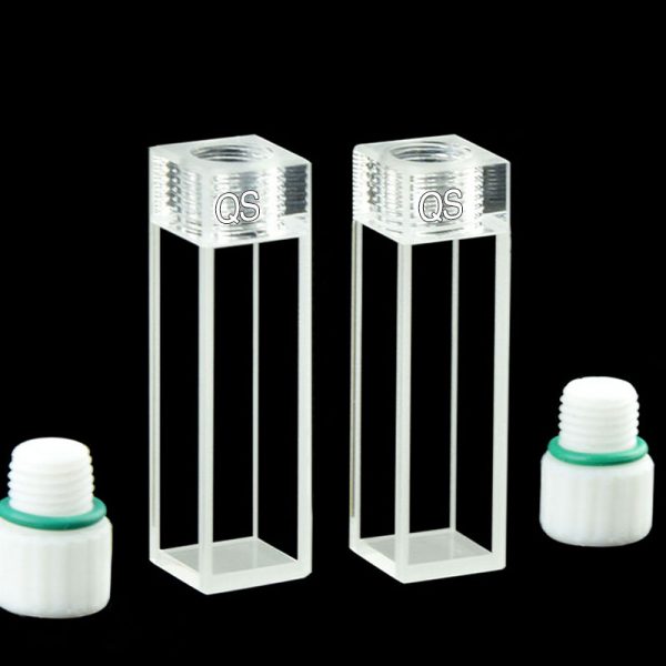 C104TR1 10mm Internal Screw Neck Cuvette 3.5ml Four Way Light Screw Cap Pack of Two