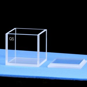 Quartz 30mm Capped Fluorescence Cuvette, 27ml, Sintered 83, Four-Way Light, Quartz Cover, 1pc/ea, C304CR4