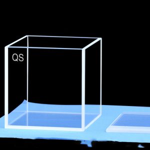 Quartz 50mm Capped Fluorescence Cuvette, 125ml, Sintered 83, Five-Way Light, Quartz Cover, 1pc/ea, C505CR3