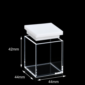 (MQQHC014) Quartz High-Capacity Cuvette, 40 mm Path, PTFE Lid, Five-Sided Optical Windows