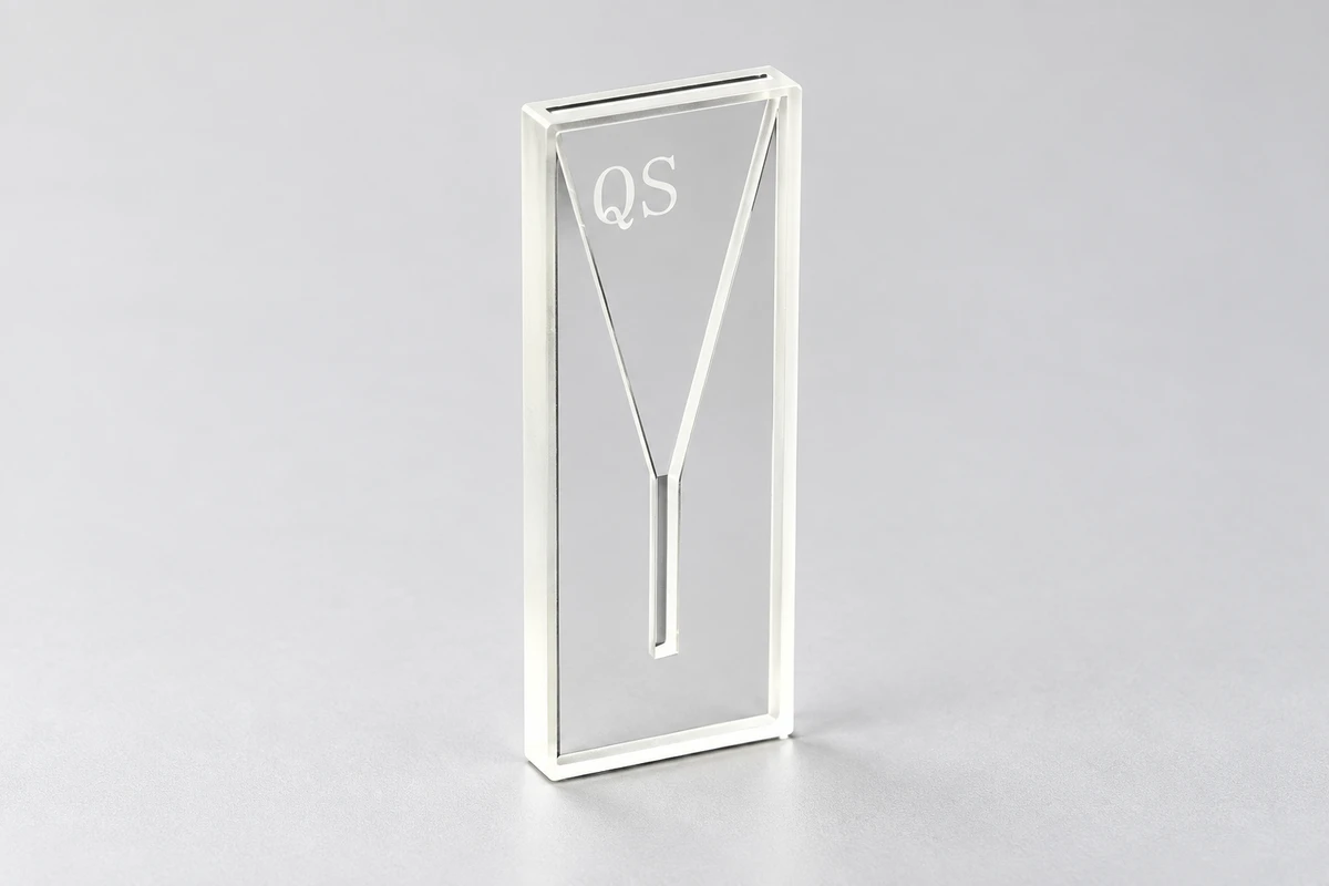 10 µL Quartz Cell: Aligning the Sample with the Beam (C012CS5)