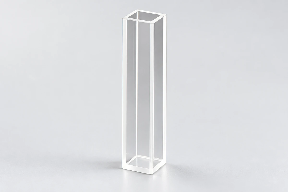 Slim 8 mm Quartz Fluorescence Cell: Fitting a Narrow Holder (C084CS1)
