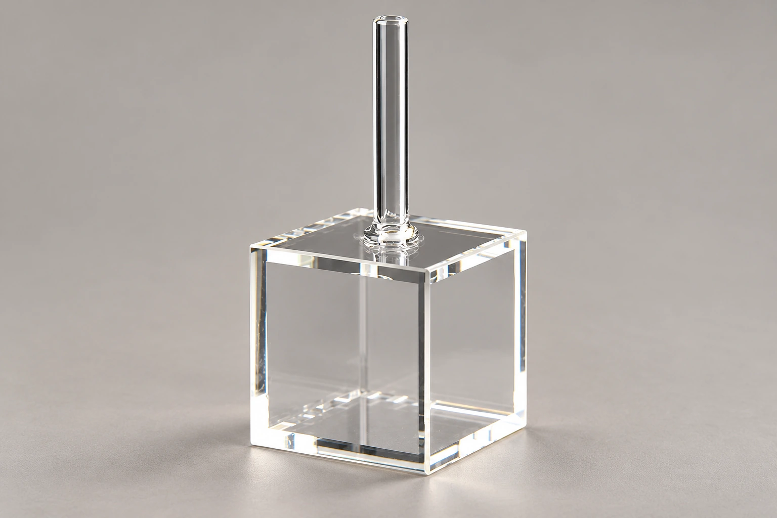 Square Quartz Gas Cell: Planning Several Optical Access Directions