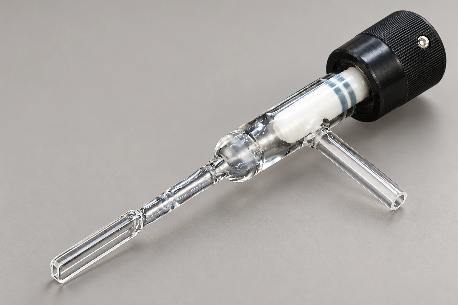 Quartz Cuvette with a Stopcock: Leaving Space to Operate the Valve